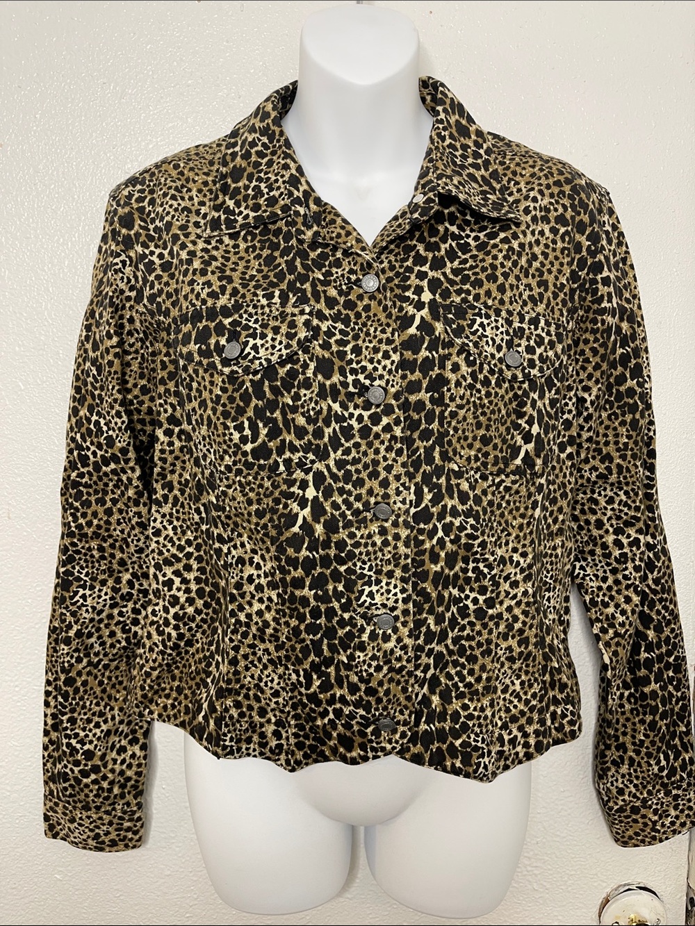 VINTAGE- Leopard Print Jean Jacket in Black and Brown- LARGE